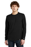 New Era ® Heritage Blend Long Sleeve Crew Tee - Black - XS
